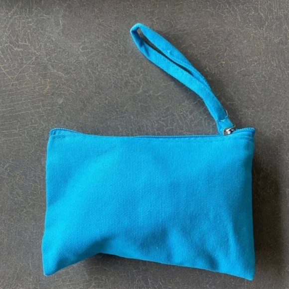 Bahamas Flag Souvenir Pouch - Picture 2 of 2